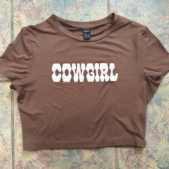 SHEIN Tops - cropped brown cowgirl shirt with short sleeve